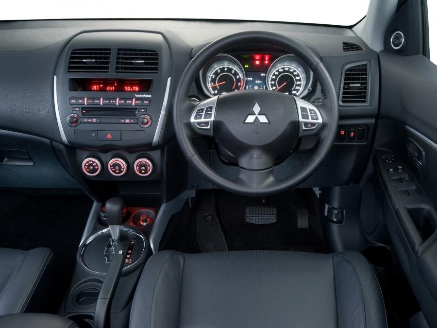  Mitsubishi ASX 2011 года  (ZA) (фото 9 из 13)
